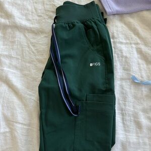 Yola skinny scrub pants